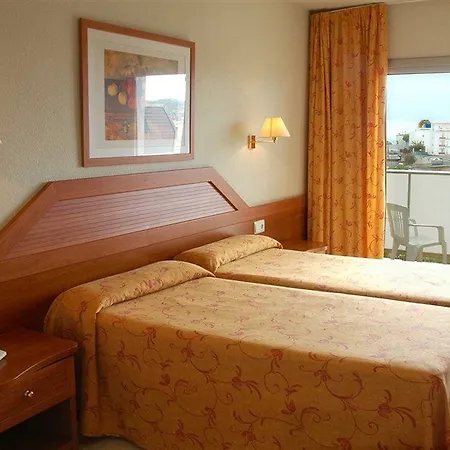 Otel Htop Royal Star & #htopfun 4*
